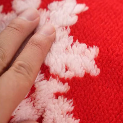 The Fluffy Cat Bed under your Christmas Tree